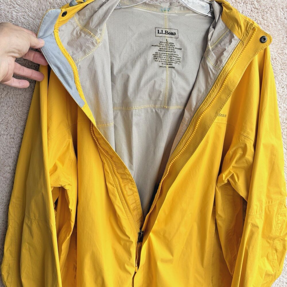 VTG LL Bean Yellow Rain Jacket Mens L Reg Hooded Full Zip Waterproof Pockets - Picture 5 of 11